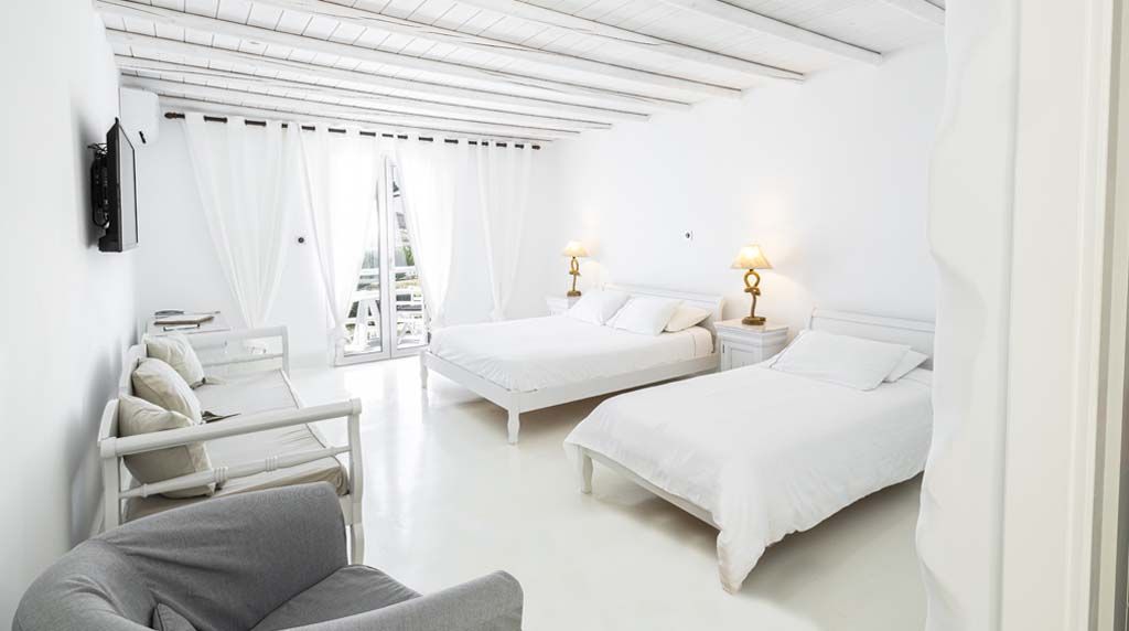 Triple Room